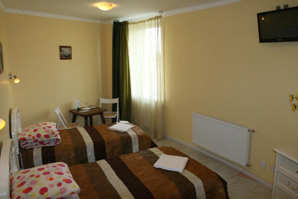 Hotel Vaivorykste Šiauliai Zimmer foto